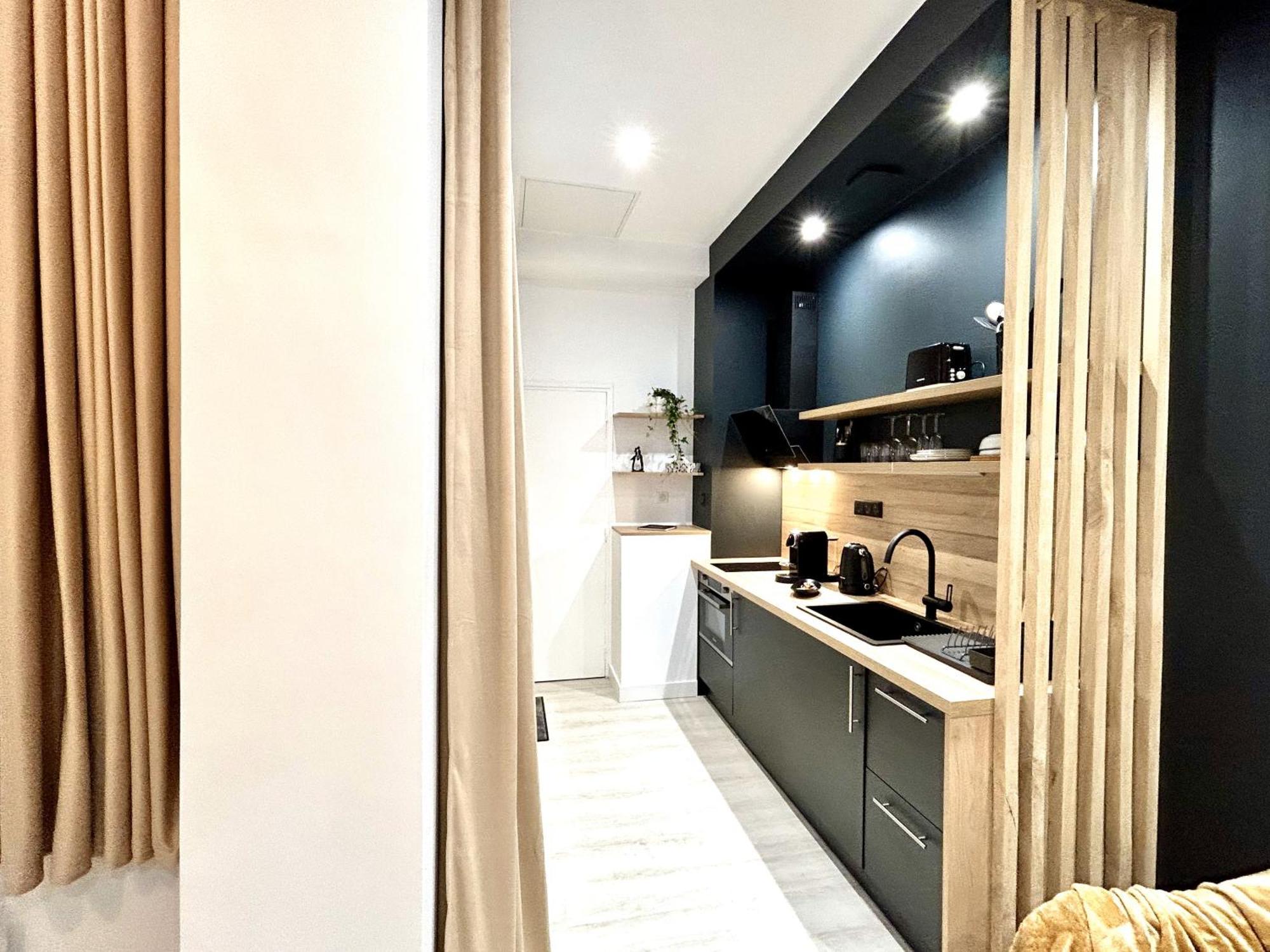 Suite Cosy Jacuzzi Troyes - Secrets D'Ana Экстерьер фото